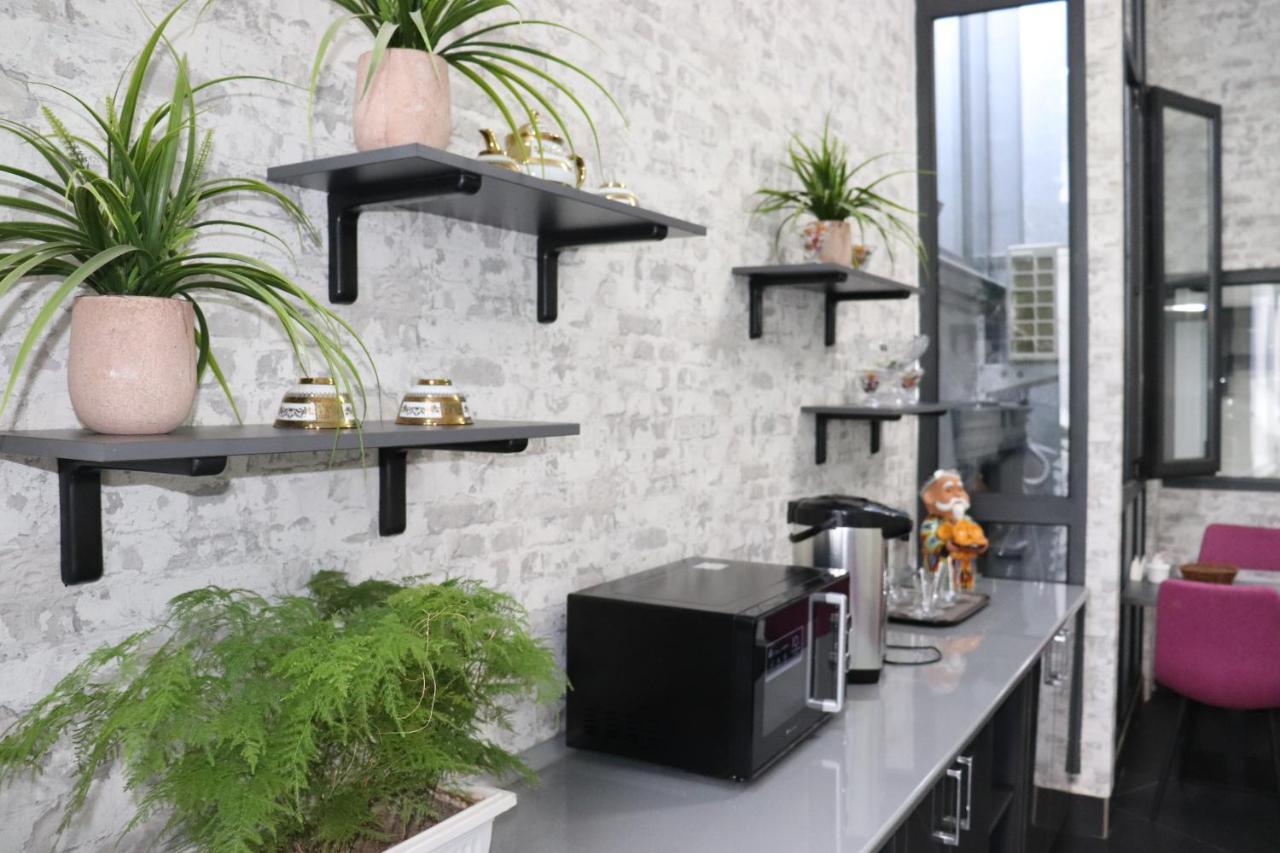 טשקנט Bobur Hotel מראה חיצוני תמונה