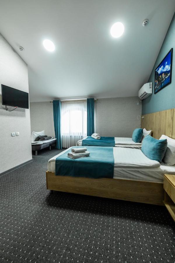 טשקנט Bobur Hotel מראה חיצוני תמונה